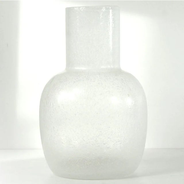 Italian Pulegoso Glass Vase, 1970s, in Very Good conditions. Designed 1970 to 1979