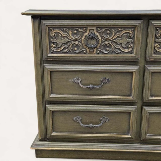 1970s Spanish Revival Carved Wood Nine-Drawer Lowboy Dresser in Olive Green For Sale In Los Angeles - Image 6 of 10