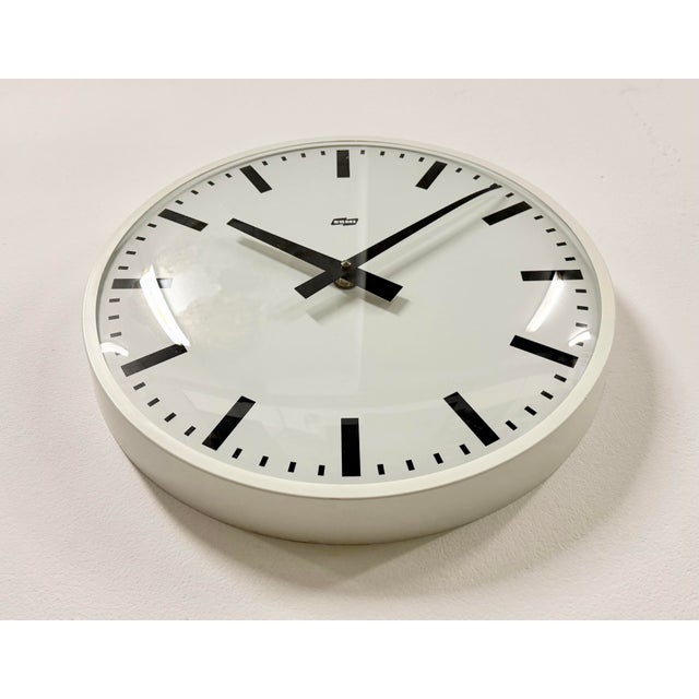 Vintage White Bakelite Wall Clock from Esmi, 1980s For Sale - Image 6 of 17