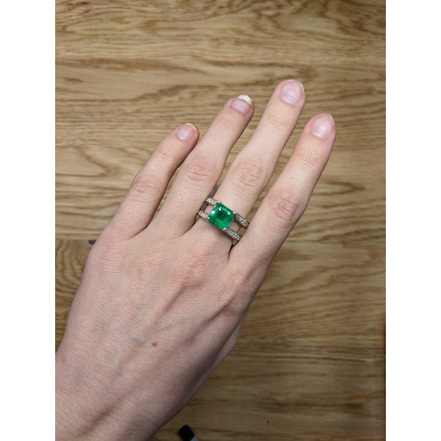Gia Certified 2.2Ct Colombian Emerald & Diamond Ring in Solid 14k Gold, 9mm, Size 6.75 For Sale - Image 4 of 9