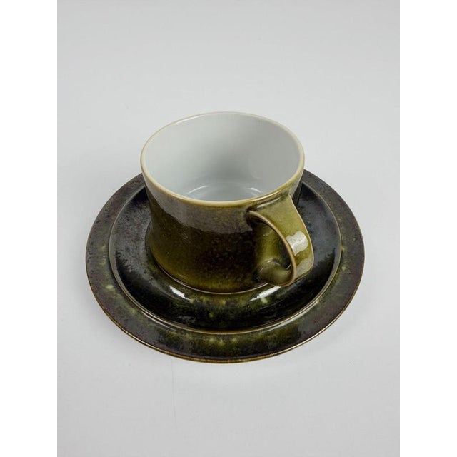 Mid-Century Scandinavian Olive Green Glazed Cups and Saucers, 1970s, Set of 12 For Sale - Image 9 of 18