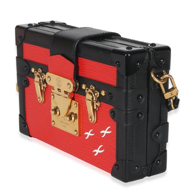 Item #: 152715 Interior Material: Leather MSRP: 3,600 Features Interior: Single card slot. Dimensions: 7.25 x 4.5 x 2 in...