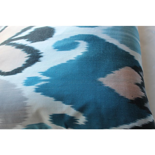 Textile Contemporary Decorative Handmade Throw Silk Ikat Pillow For Sale - Image 7 of 10