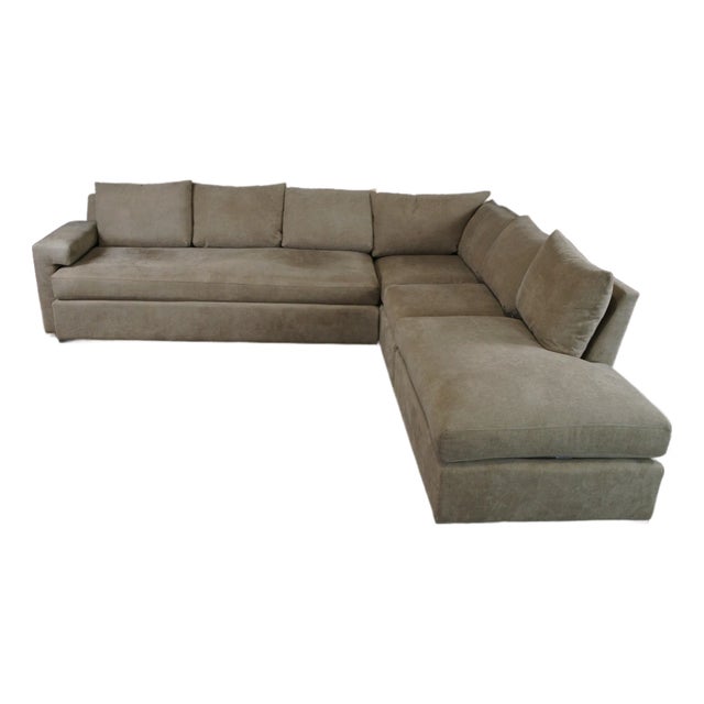 Vanguard Furniture Michael Weiss Ferriday Modern Right Facing Sectional Sofa For Sale