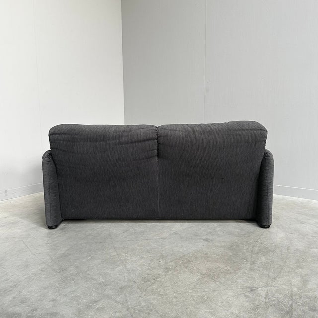 Maralunga Two-Seater Sofa by Vico Magistretti for Cassina, 1990s For Sale - Image 18 of 18