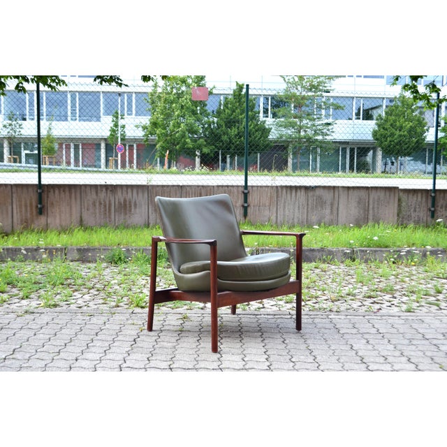 Olive Leather Lounge Chair by Ib Kofod Larsen for Fröscher Sitform, 1976 For Sale - Image 3 of 18