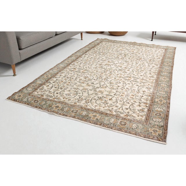 1950s Beige Handknotted Floral Carpet For Sale - Image 4 of 10