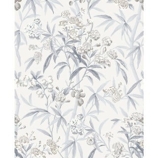 The House of Scalamandré Lanai Wallcovering, Silver Mist For Sale