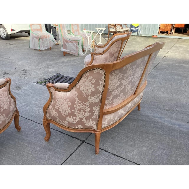 1920s Classic French Settee W/ Pink Silk Upholstery For Sale - Image 5 of 11