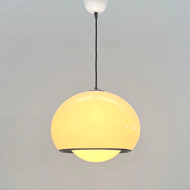 White White Bud Pendant Lamp by Studio 6G for Guzzini, 1970s For Sale - Image 8 of 8