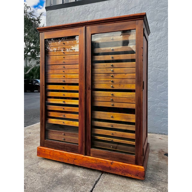 Antique collector's or specimen cabinet. Late 19th century. A unique display piece, perfect for your office or studio...