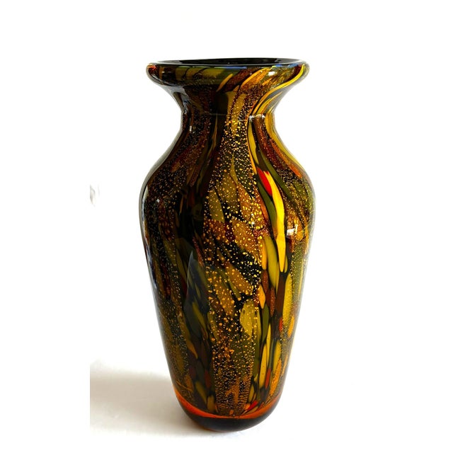 Modern Glass Vase With Splatters and Gold Dust in Murano Style For Sale In Chicago - Image 6 of 14