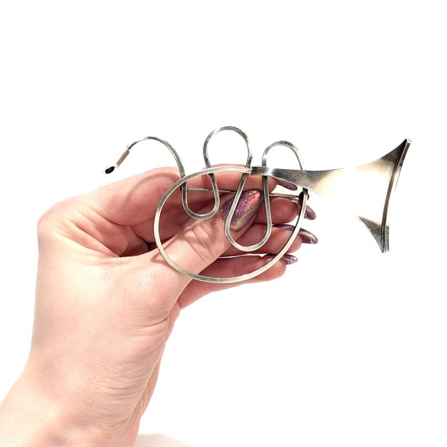 Paul Lobel Vintage Mid-Century Modernist Paul Lobel Sterling Silver Abstract Trumpet Brooch For Sale - Image 4 of 14
