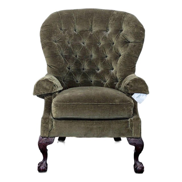 1990s Thomasville Olive Green Tufted Lounge Chair With Carved Wooden Legs For Sale