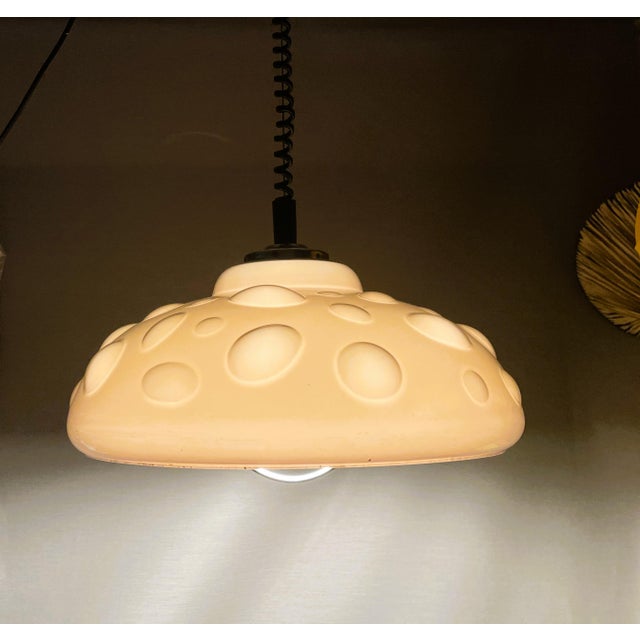 1970s Mushroom Colored Acrylic Retractable Pull Down Dining Room Pendant Lamp, 1970s For Sale - Image 5 of 12