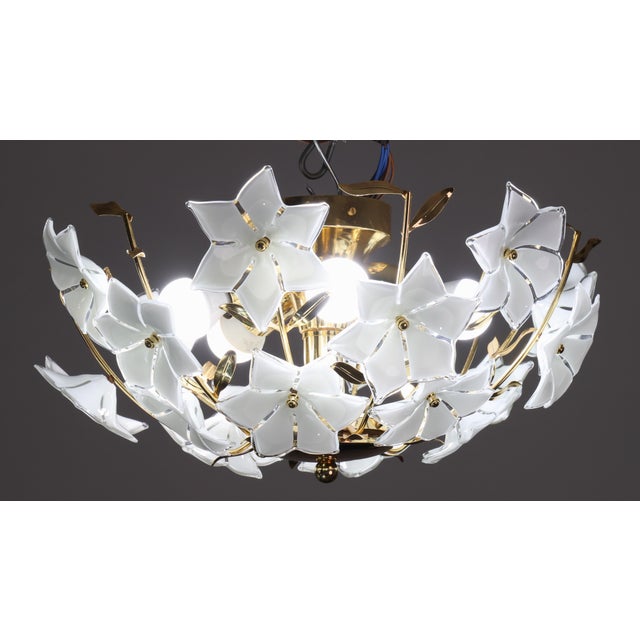 Italian Grace Kelly, Delicious Murano Ceiling Light White Flowers, 1980 For Sale - Image 3 of 16