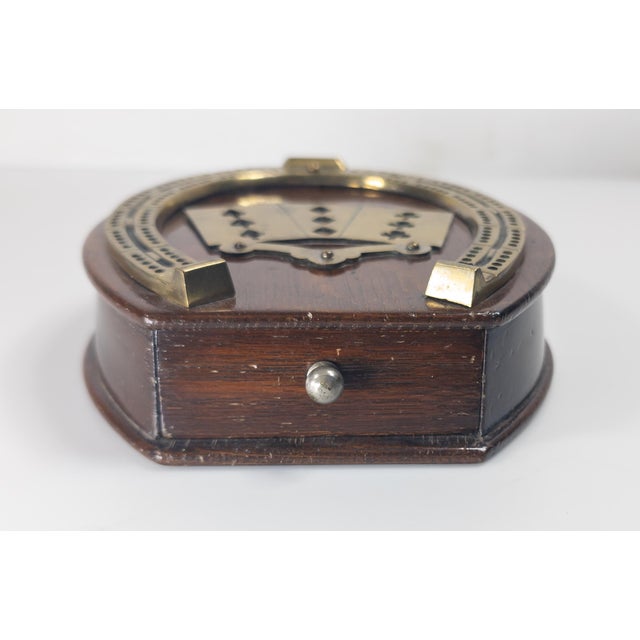 Mid-Century English Oak and Brass Cribbage Playing Card Box With Horseshoe For Sale - Image 4 of 10