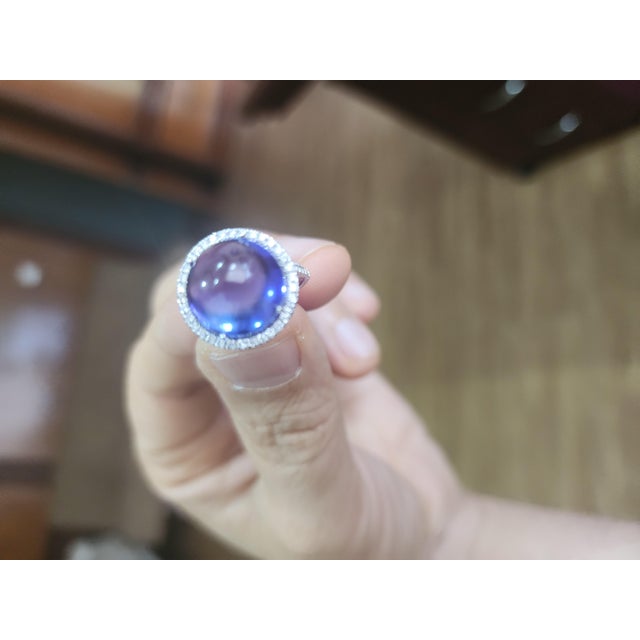 12.88 Ct Natural Tanzanite Cabochon & 0.55 Ct Natural Diamond Ring in 18KW Gold For Sale - Image 14 of 18