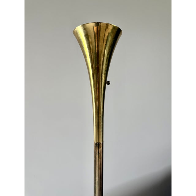 1960s 1960s Sculptural Fluted Brass Floor Lamp by Laurel Lamp Company, Surface Patina For Sale - Image 5 of 9