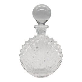 Example of Carafes and Decanters