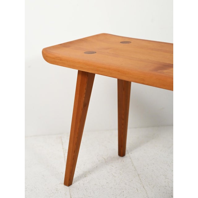 Visingsö Bench in Malmsten Pine by Carl Malmsten, 1960s For Sale - Image 3 of 10