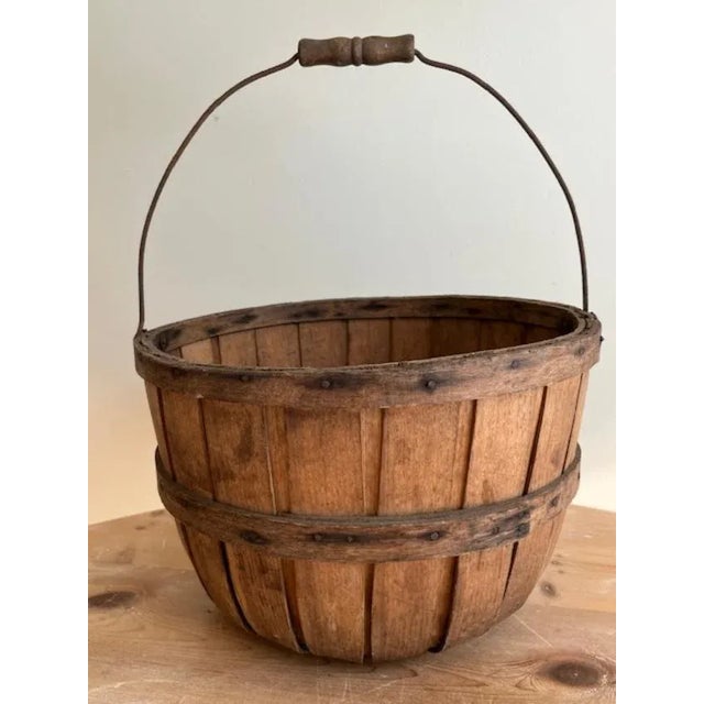 American Early 1900s Apple Gathering Oak Splint Basket For Sale - Image 3 of 11