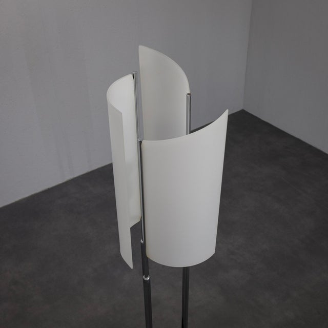 1970s Arianna Floor Lamp by Bruno Gecchelin for Oluce, Italy, 1970s For Sale - Image 5 of 10