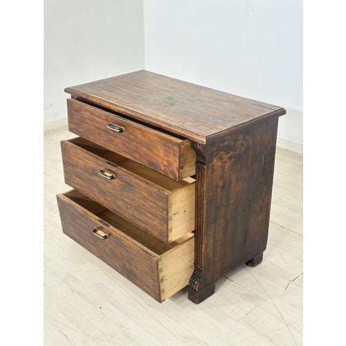 Vintage English Chest of Drawers For Sale - Image 3 of 8