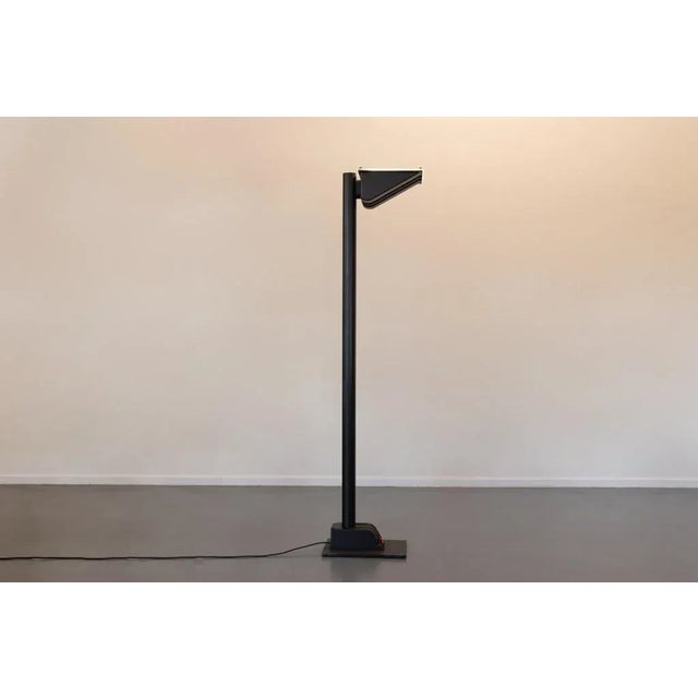 Black coated aluminum frame uplighter produced in Italy by Fosnova, 1980s. Designed inspired by iconic Ettore Sottsass...