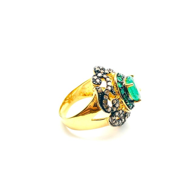 Bochic "Orient" Natural Emerald & Natural Diamond Ring Set In 18K Gold &Silver For Sale In New York - Image 6 of 18