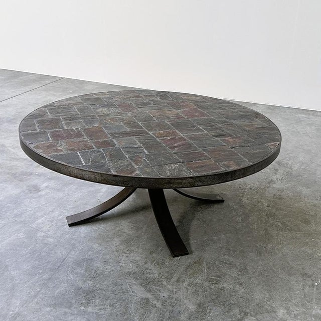 Contemporary Round Slate Stone Mosaic Coffee Table with Sculptural Metal Base, 1970s For Sale - Image 3 of 10