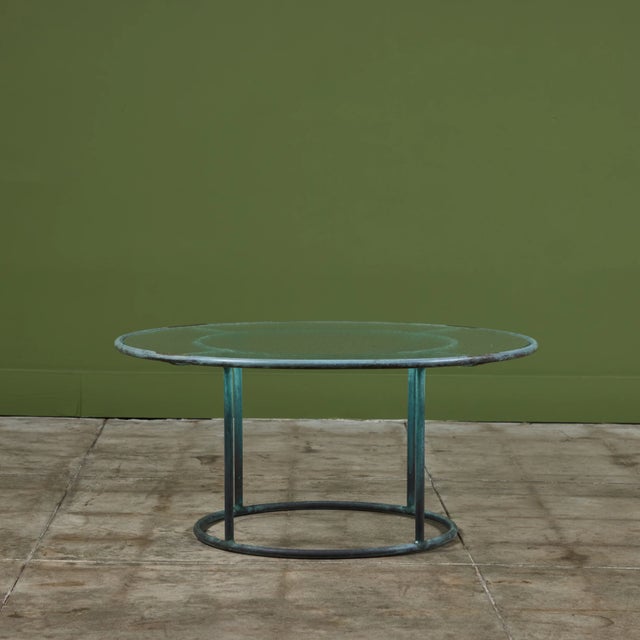 Walter Lamb for Brown Jordan Round 36" Bronze Patio Coffee Table For Sale In Los Angeles - Image 6 of 12