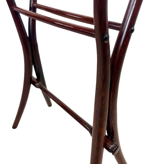 Vienna Secession Bent Oak Mute Servant Valet by Thonet No.101 For Sale In Los Angeles - Image 6 of 9