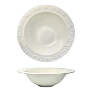 1940s Homer Laughlin “Vintage (Grape)” Round Ceramic Serving Bowl For Sale