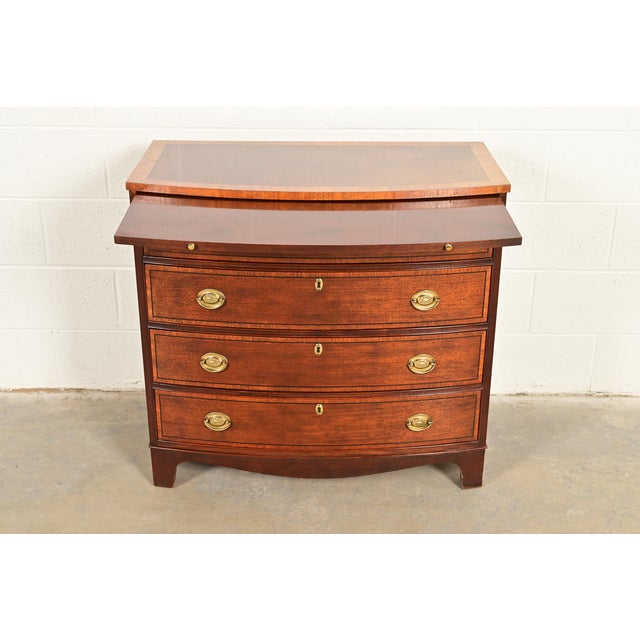1980s Baker Furniture Georgian Banded Mahogany Bow Front Chest of Drawers For Sale - Image 5 of 14