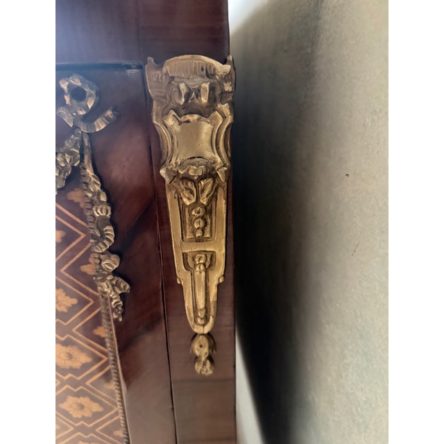 Transitional 1950s Neoclassical Transitional Marquetry Commode For Sale - Image 3 of 11