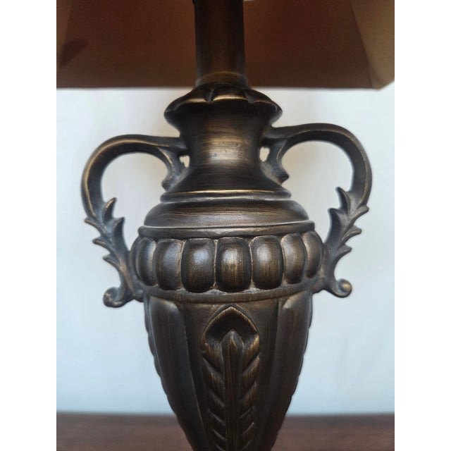 Mid 20th Century Hollywood Regency Chalkware Bronze Urn Table Lamp W/ Red Shade For Sale In Tampa - Image 6 of 8