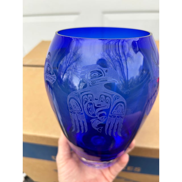 Perry Coyle Late 20th Century Perry Coyle Etched Glass Vase For Sale - Image 4 of 10