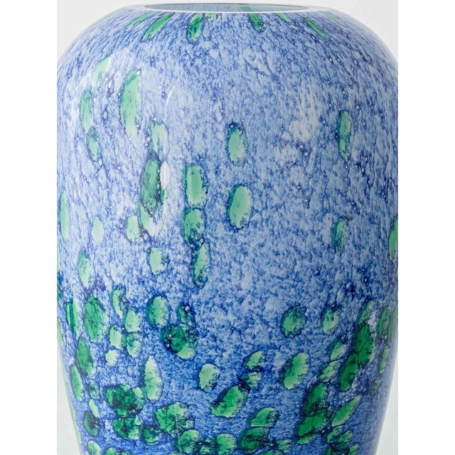 French Blue and Green Mouth-Blown Cased Art Glass Vase from La Rochère, 1960s For Sale - Image 6 of 17
