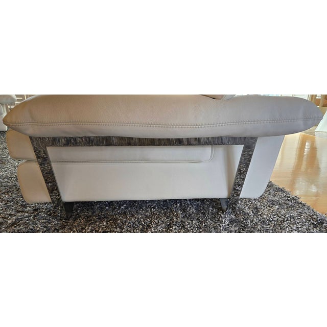 Contemporary Roche Bobois White Leather Adjustable-Back Sofa, Sculptural Metal Base, Early 2000s (84)) For Sale - Image 3 of 6
