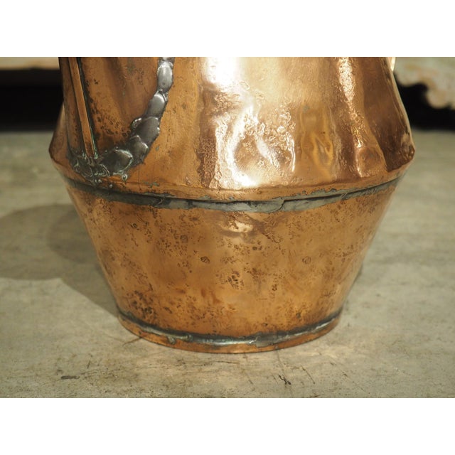 18th Century Hand Formed French Copper Arrosoir Water Pitcher For Sale - Image 4 of 17
