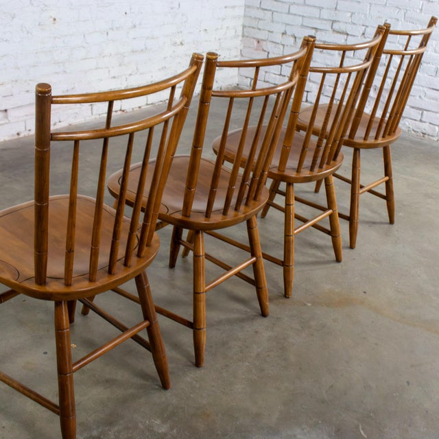 Mid-20th Century Early American Style Dining or Side Chairs Maple Windsor Hitchcock Stamped Set of 4 For Sale - Image 6 of 18
