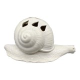 Mottahedeh Italian White Ceramic Snail Figurine – Mid-20th Century – Coastal / Whimsical Style For Sale