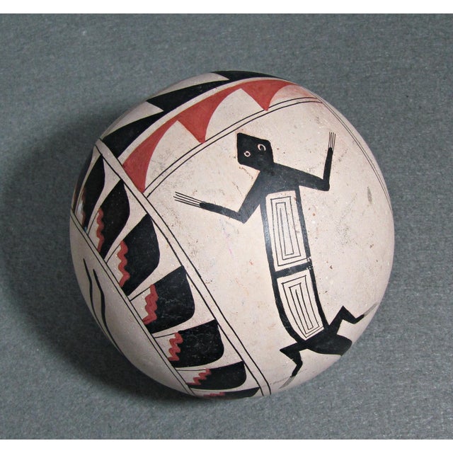 Kokopelli & Lizard Spherical “Seed Pot” by Jose Lucano Southwest Art – 5 In For Sale - Image 9 of 10