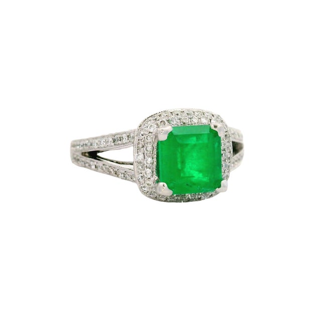 Contemporary 1.39 Colombian Emerald Diamond 14k White Gold Double-Halo Ring, Gia Certified, Size 5.75 For Sale - Image 3 of 9