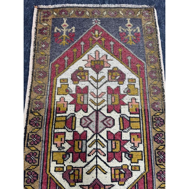 Turkish Yastik Rug 1'9" x 3'1" For Sale - Image 4 of 5