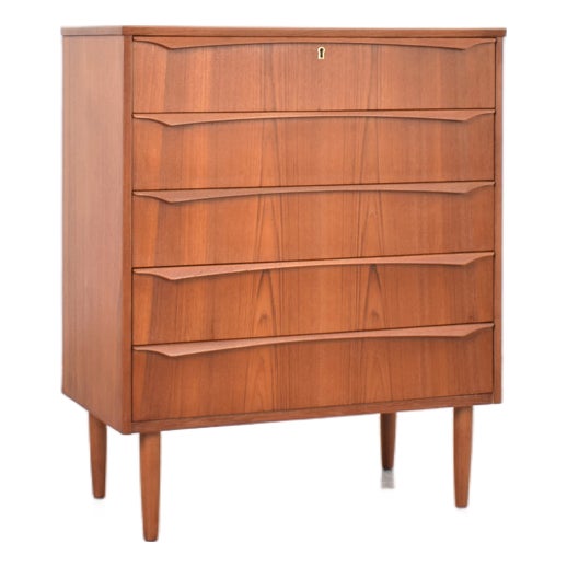 Mid-Century Modern Danish Teak Chest of Drawers, 1960s For Sale