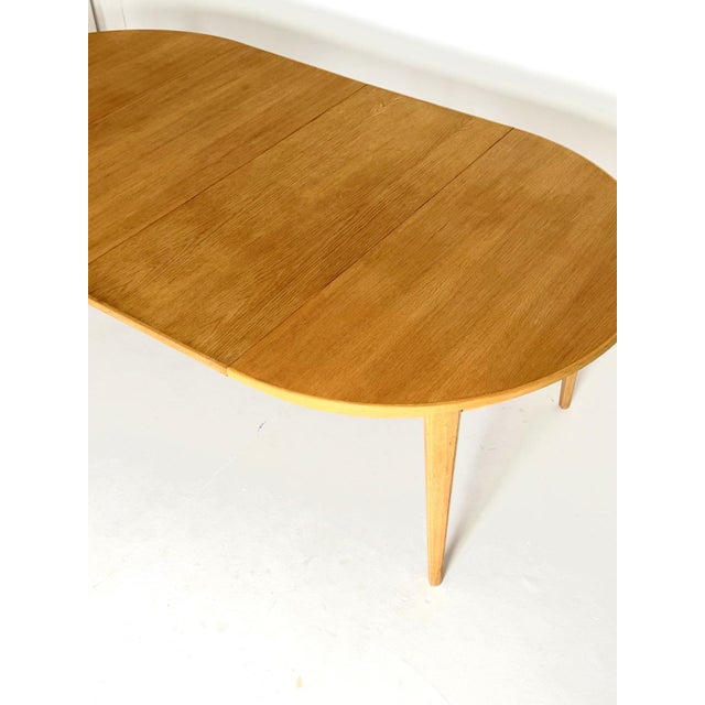 Extendable Round Oak No 55 Table from Omann Jun, 1960s For Sale - Image 11 of 15