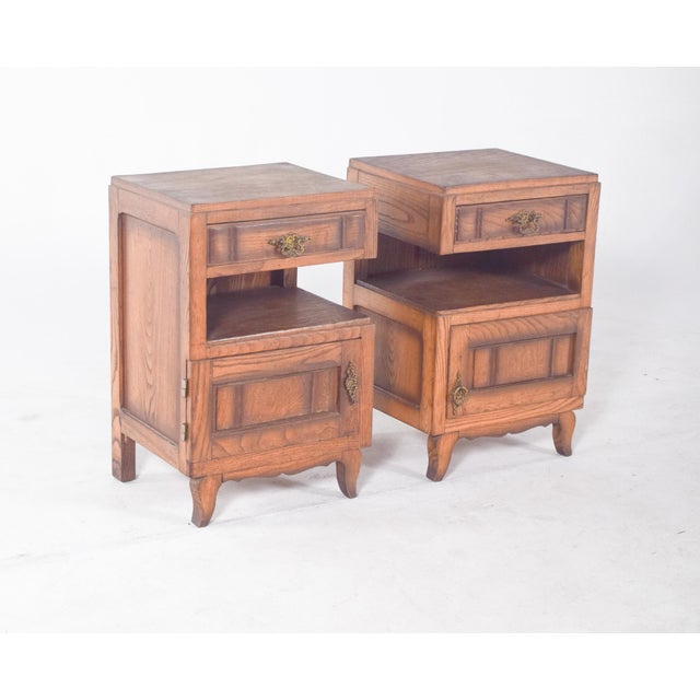 1980s Portuguese Oak Bedside Tables, 1980s, Set of 2 For Sale - Image 5 of 11