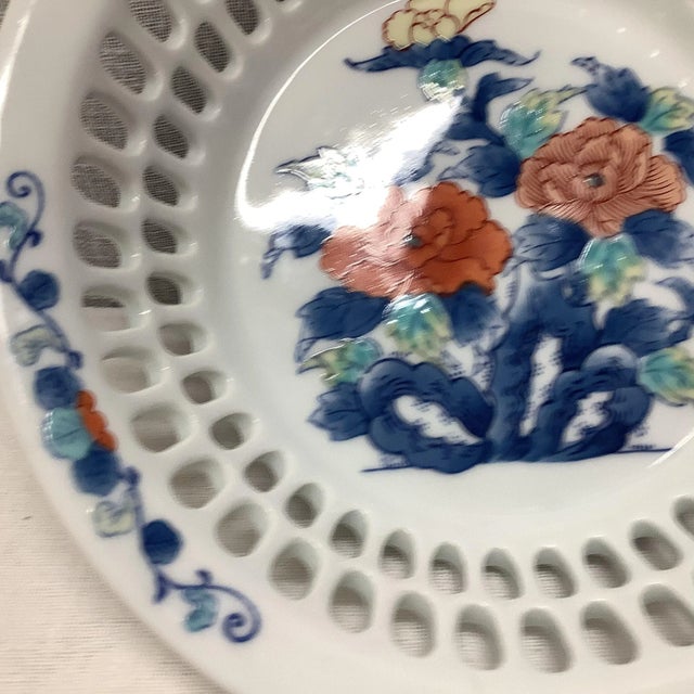 Vintage Asian Hand-Painted Peony With Open Work Porcelain Bowl in Blue & Salmon, Signed. For Sale - Image 4 of 9